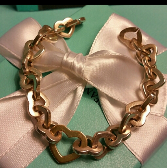 Tiffany & Co. HOST PICK!! - Picture 2 of 4